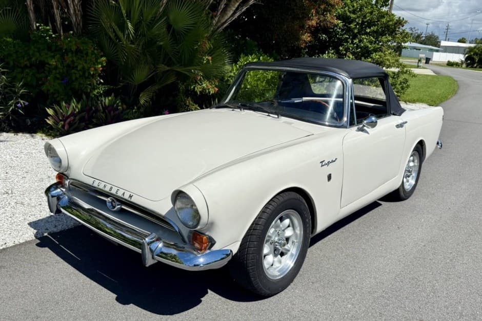 1965 Sunbeam Tiger sold for $32,000