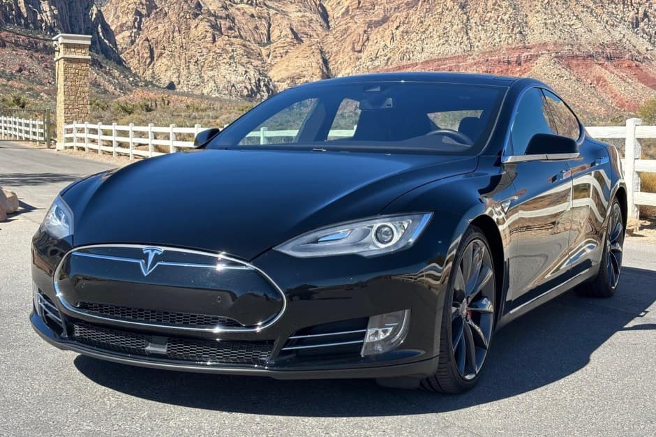2015 Tesla  sold for $24,000
