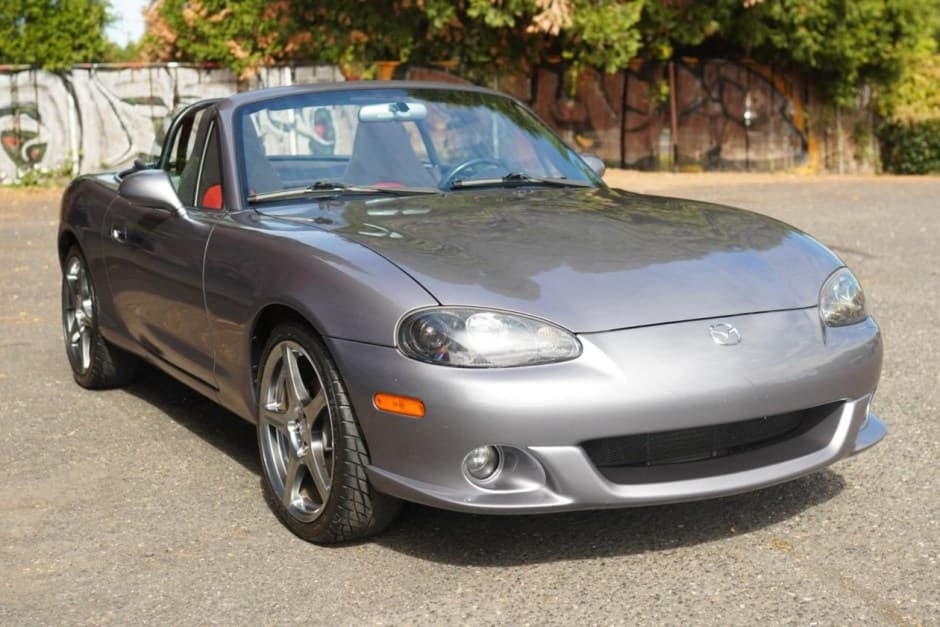 2004 Mazda NB MX-5 Miata sold for $15,000