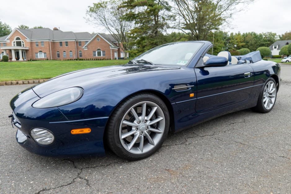 2000 Aston Martin DB7 sold for $21,250