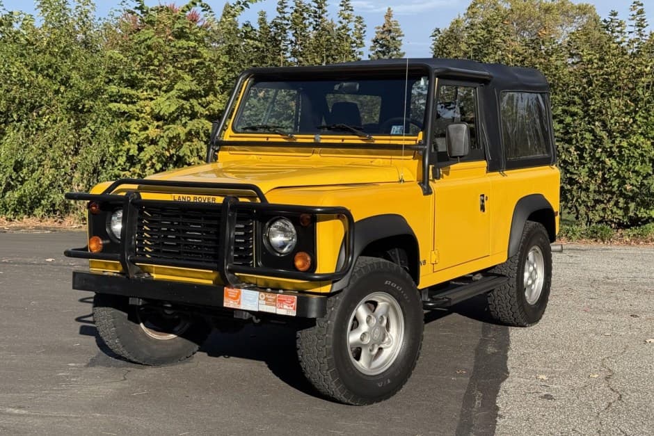 1995 Land Rover Defender 90 NAS sold for $70,000