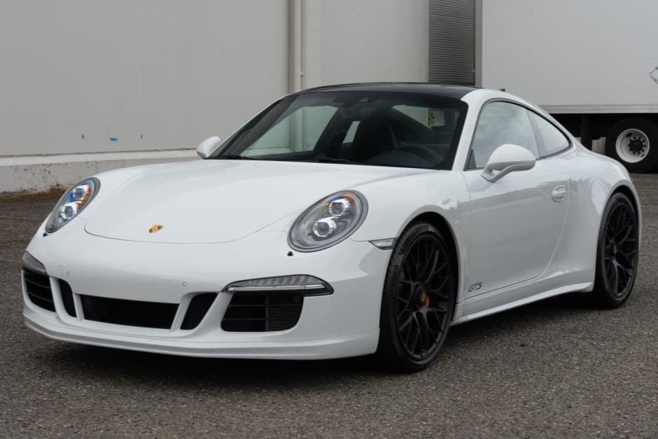 2015 Porsche 991 911 (Non-Turbo/GT2/GT3) sold for $120,911