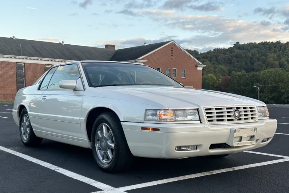 1999 Cadillac Eldorado (1992-2002) sold for $8,450