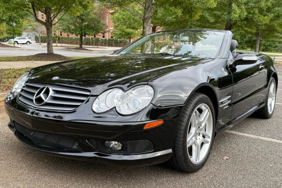 2006 Mercedes-Benz R230 SL sold for $23,000