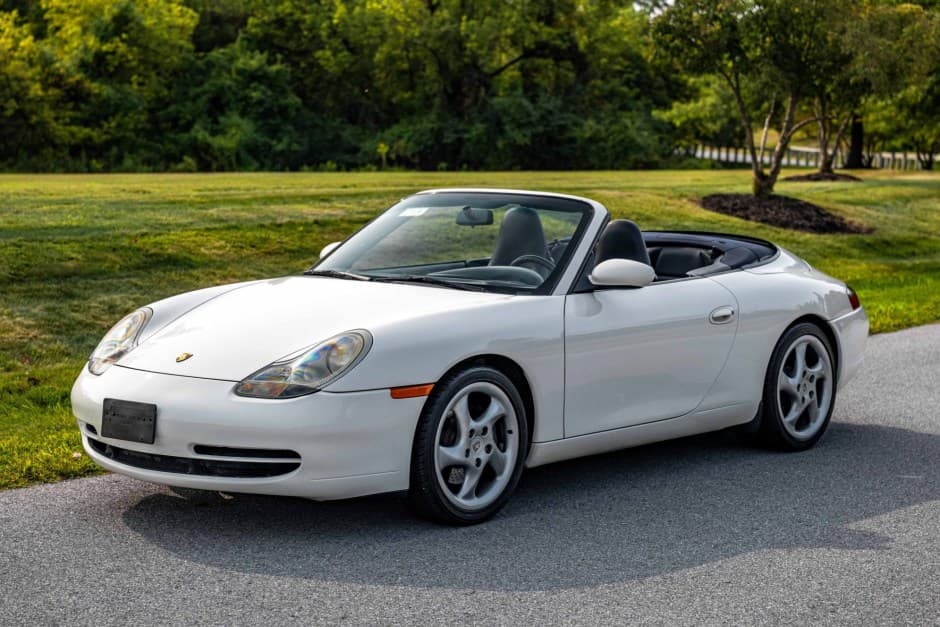 2000 Porsche 996 911 (Non-Turbo/GT2/GT3) sold for $25,250