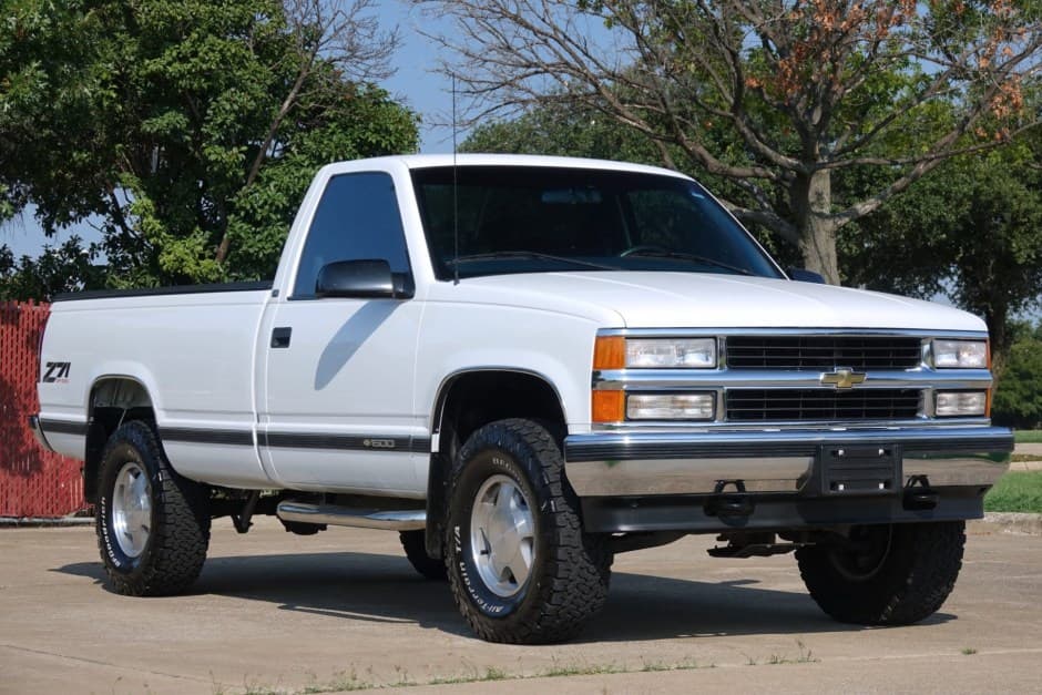 1998 Chevrolet C/K GMT400 (1988-2002) sold for $24,000