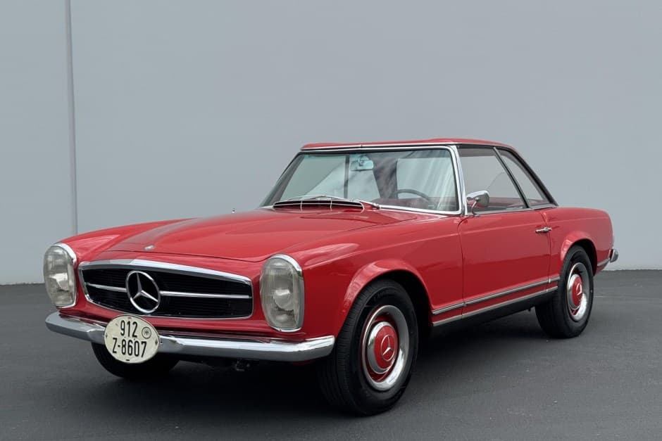1966 Mercedes-Benz W113 SL sold for $46,500