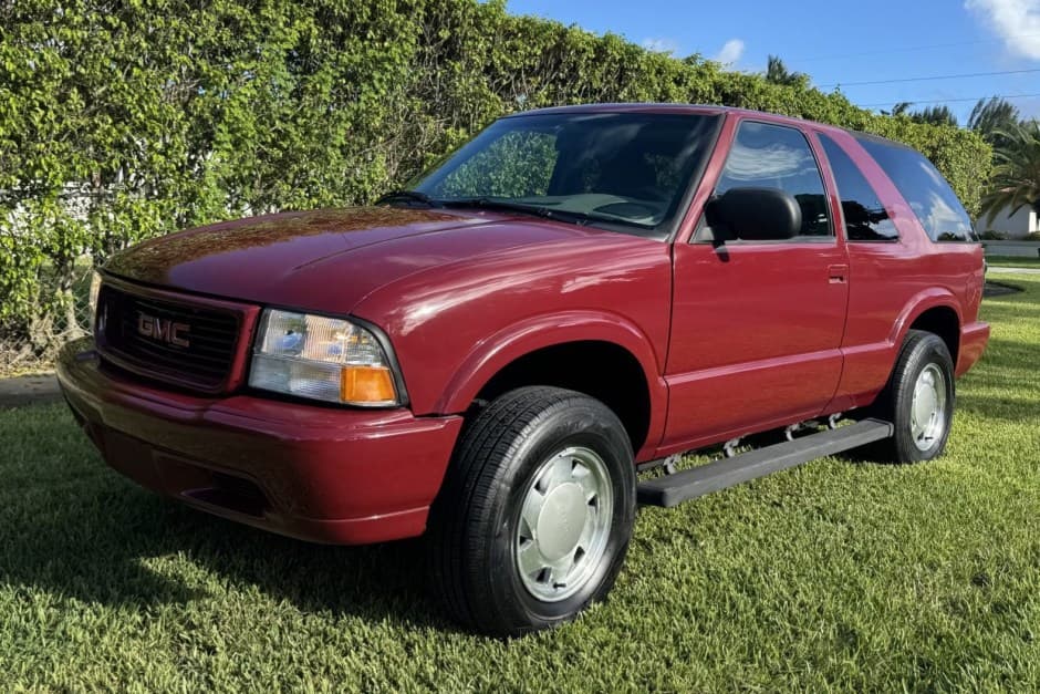 2001 GMC Jimmy (1995-2005) sold for $5,900