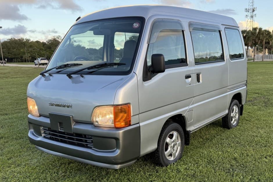 1999 Subaru Sambar sold for $9,300