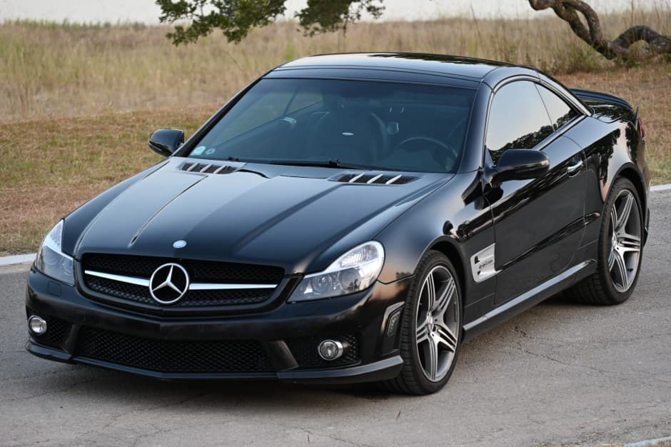 2009 Mercedes-Benz R230 SL sold for $16,500