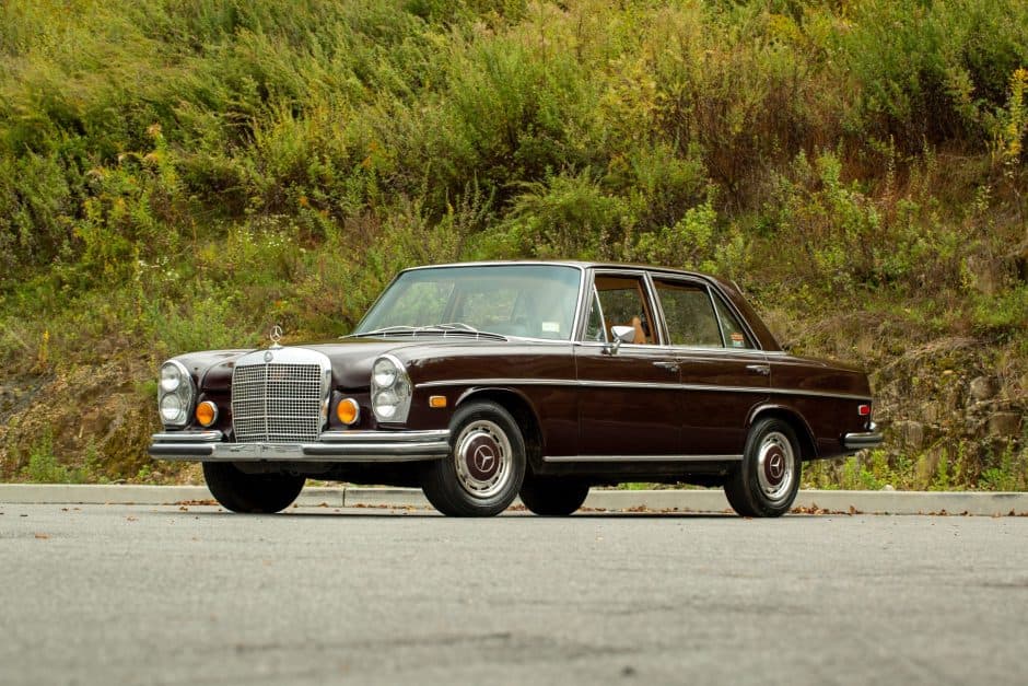 1972 Mercedes-Benz W108 & W109 sold for $4,100