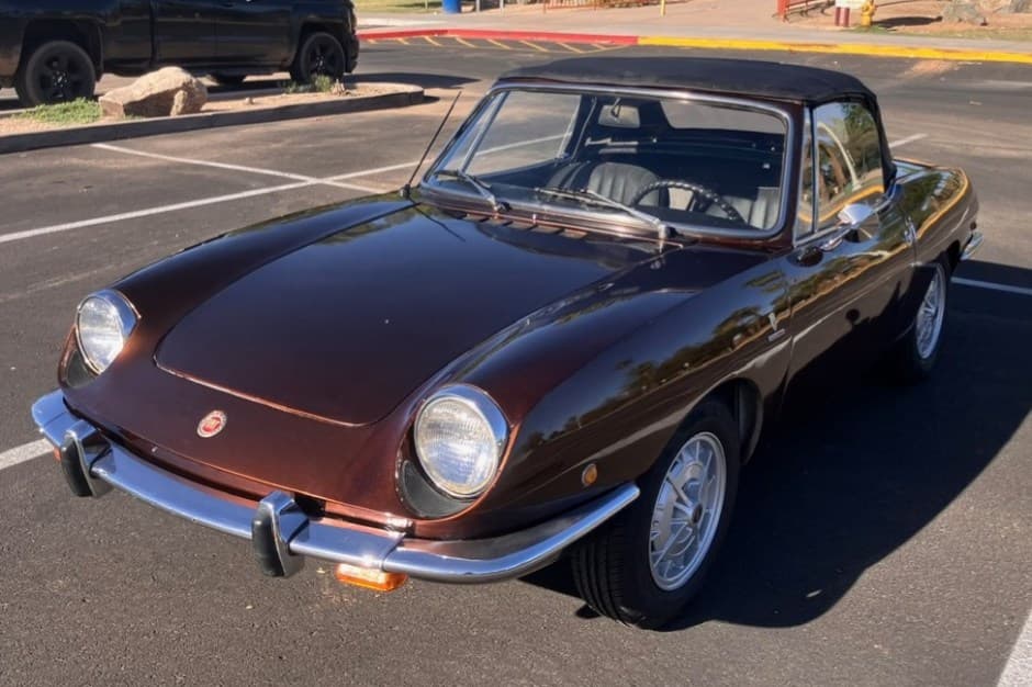 1968 Fiat 850 sold for $7,551