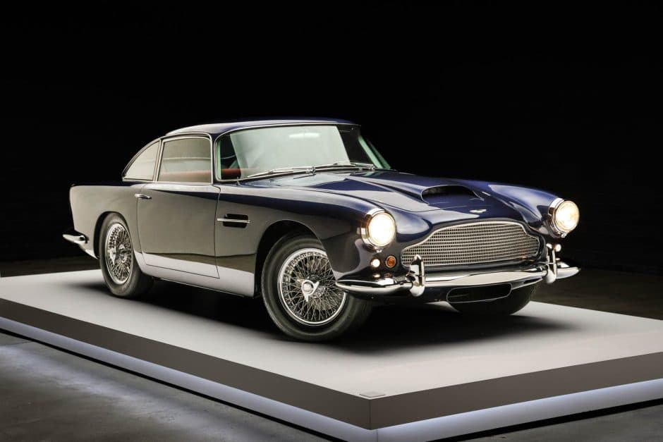 1961 Aston Martin DB4 sold for $510,000