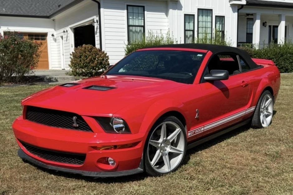 2007 Ford Mustang S197 2005-2014 sold for $28,251