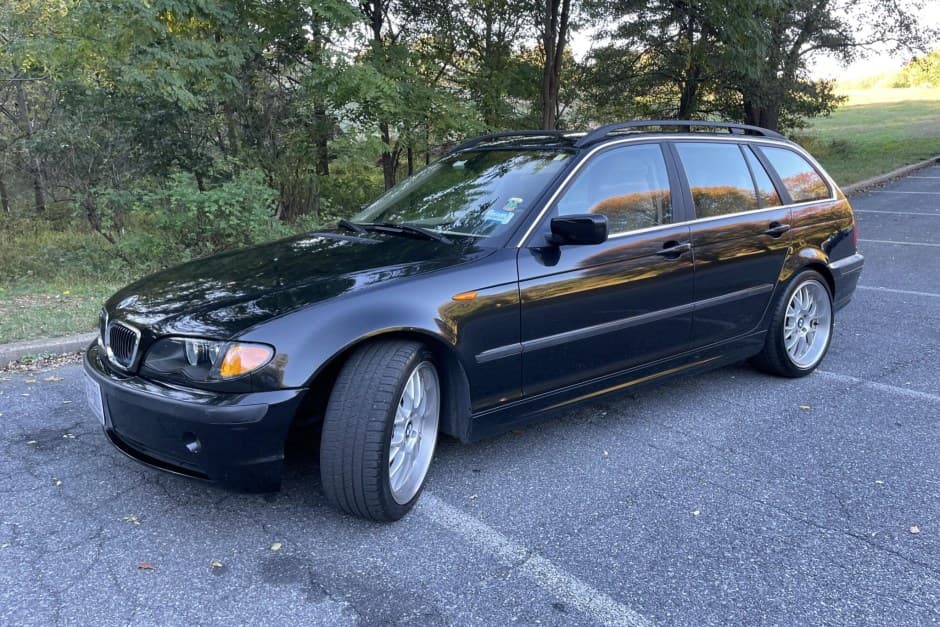 2003 BMW E46 3-Series Touring sold for $7,800