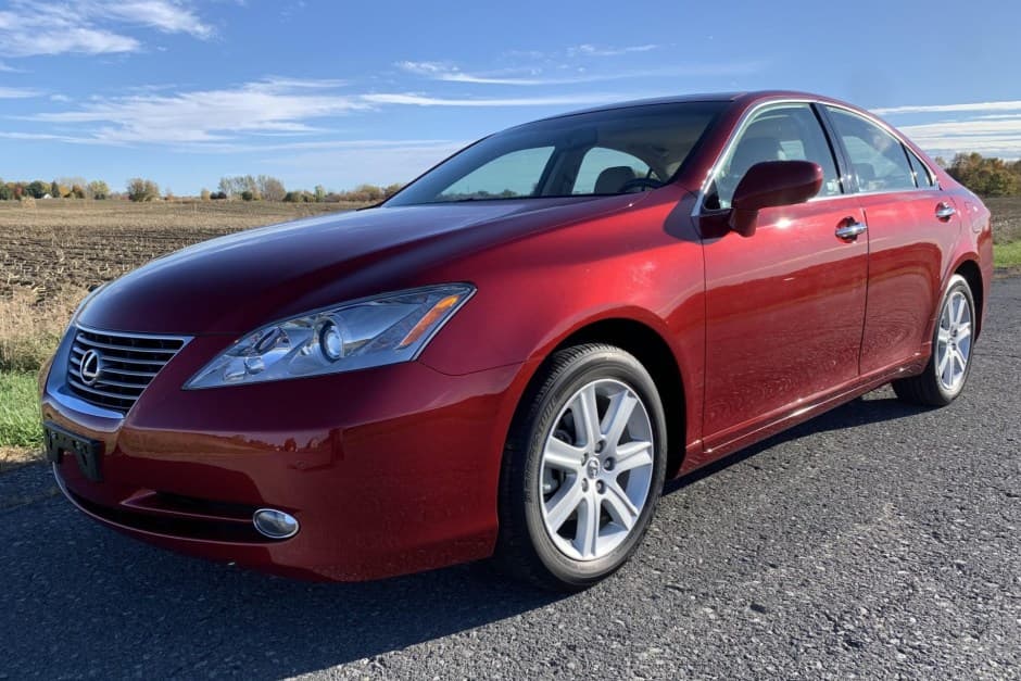 2009 Lexus ES sold for $19,000