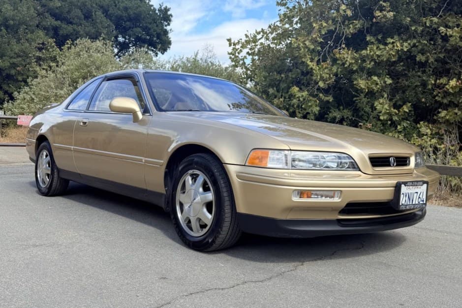 1991 Acura Legend sold for $13,200