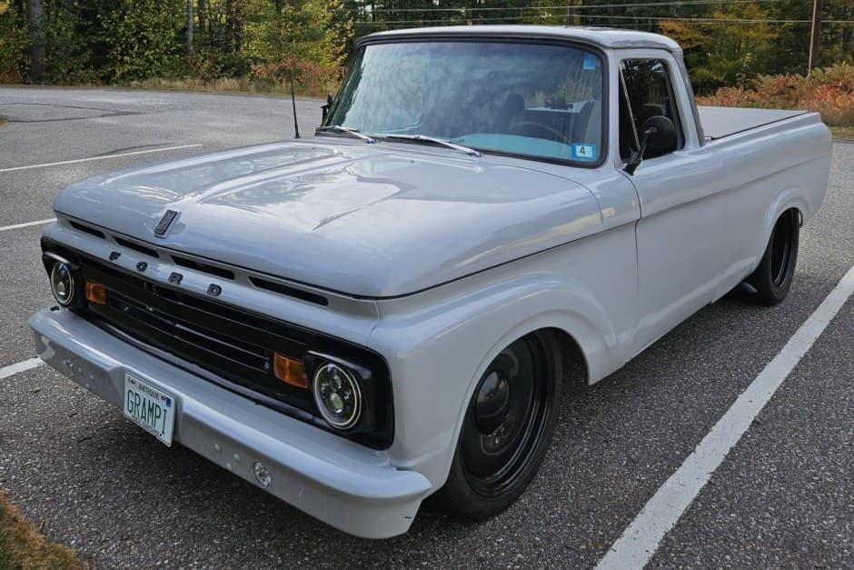1962 Ford F-Series 1961-1966 sold for $38,000