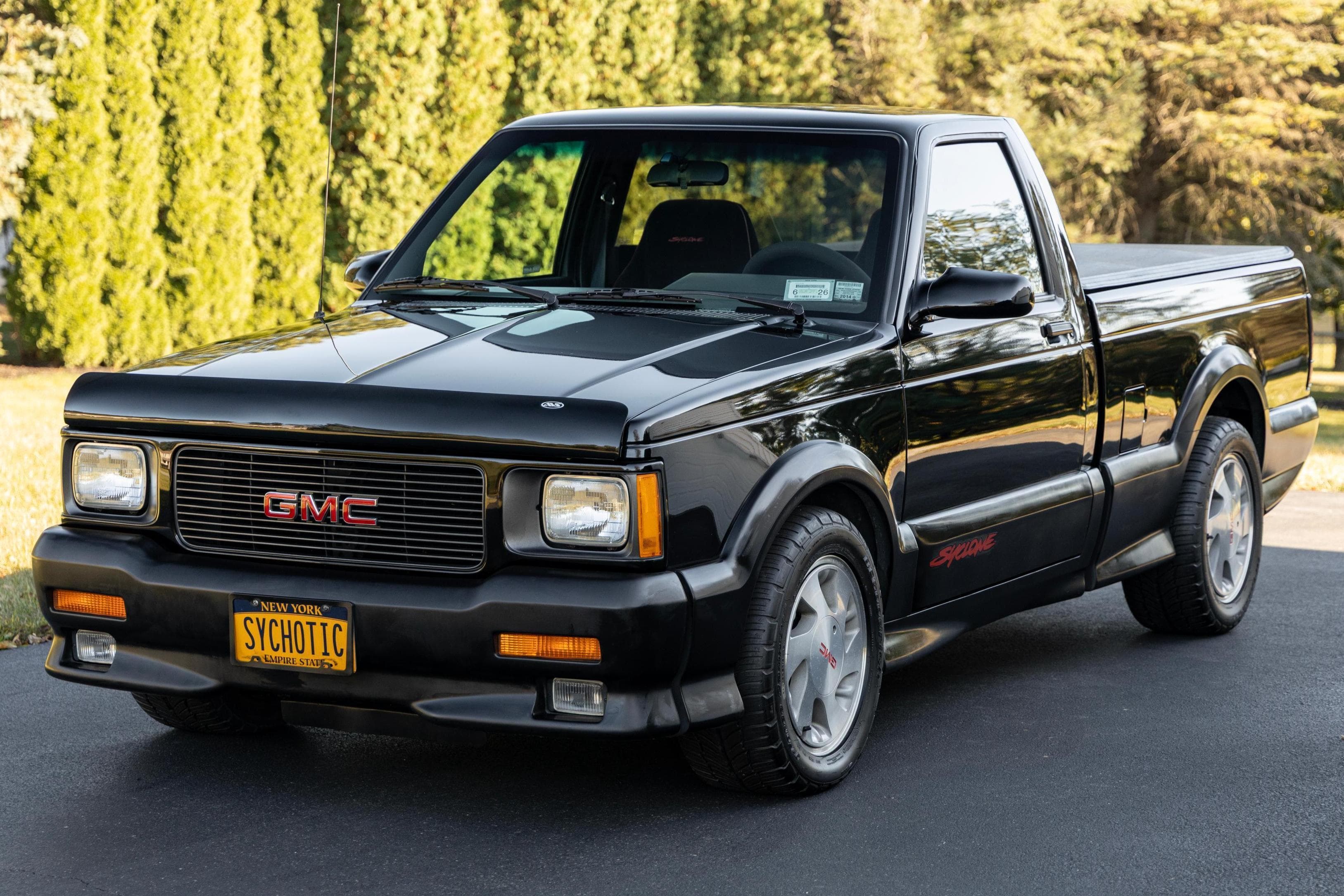 1991 GMC Syclone sold for $43,888