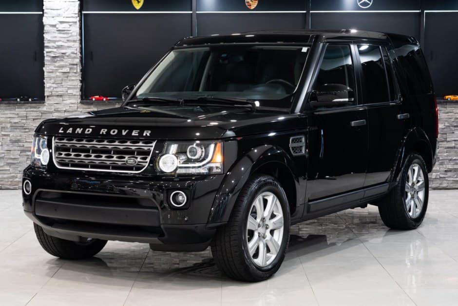 2014 Land Rover LR4 sold for $34,000