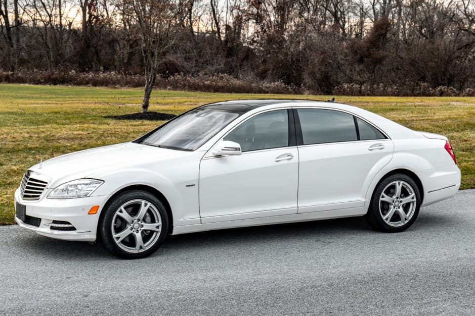 2012 Mercedes-Benz W221 S-Class sold for $40,666