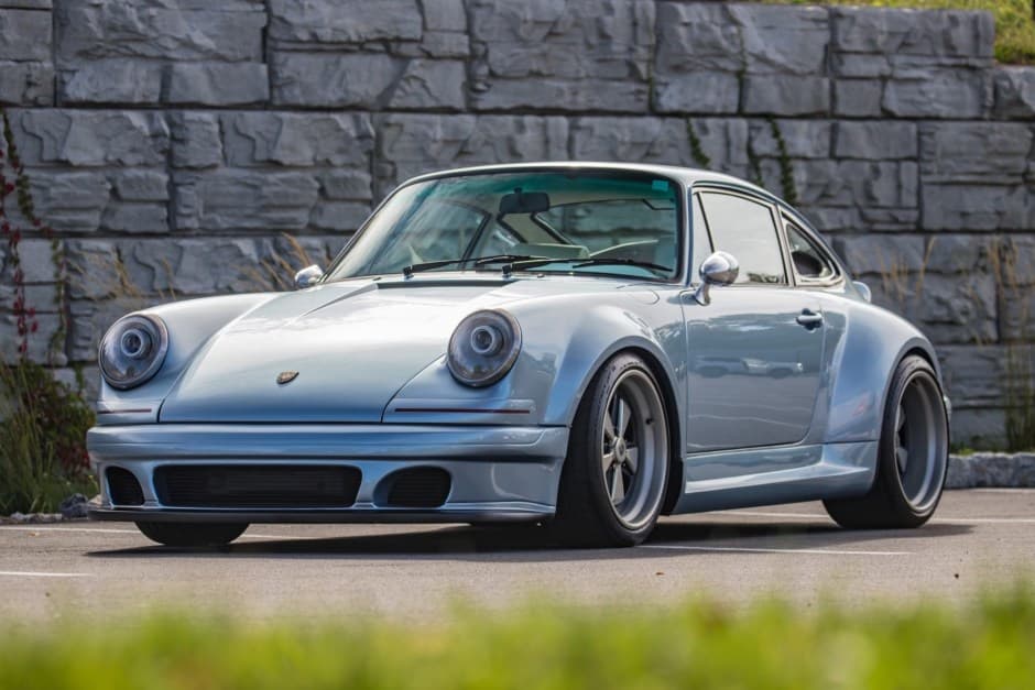 1991 Porsche 964 911 (Non-Turbo) sold for $255,000