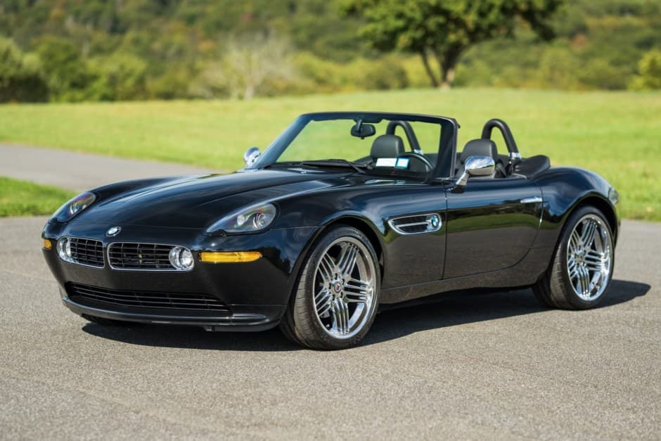 2001 BMW Z8 sold for $162,555