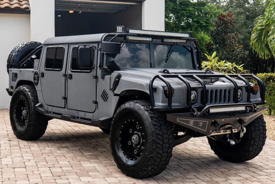 1992 Hummer HMMWV/Humvee sold for $84,000