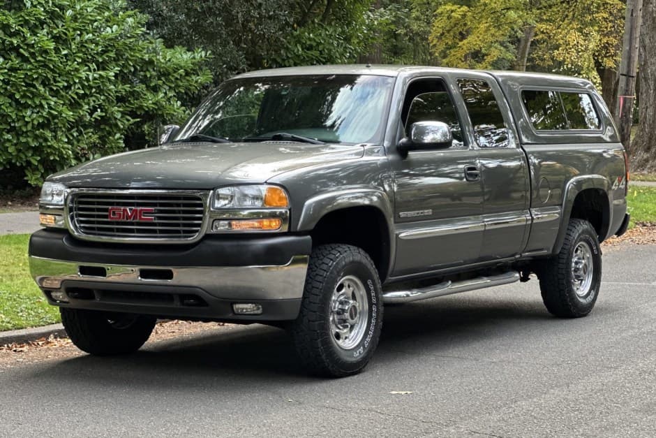 2001 GMC Sierra HD (GMT800 2000-2007) sold for $18,000