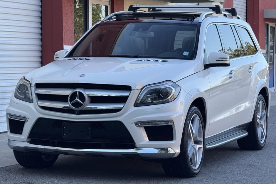 2015 Mercedes-Benz GL & GLS-Class sold for $18,000