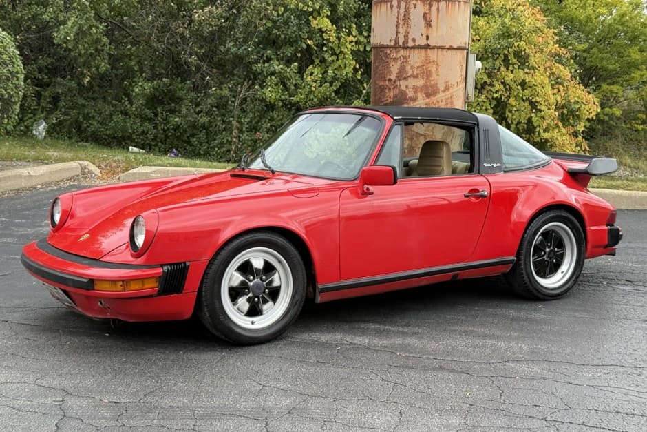 1981 Porsche 911SC sold for $30,250
