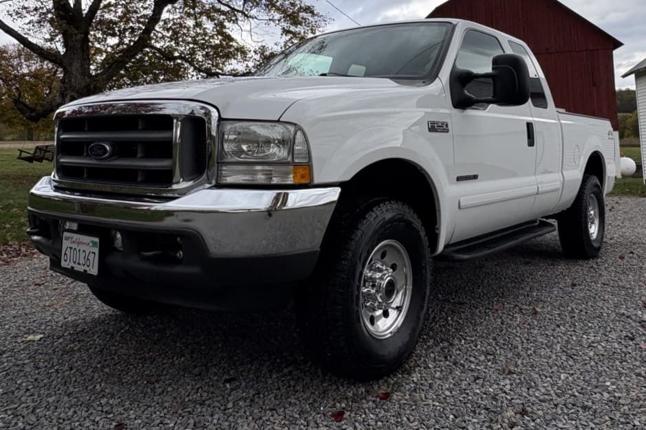 2002 Ford Super Duty 1999-2007 sold for $37,250