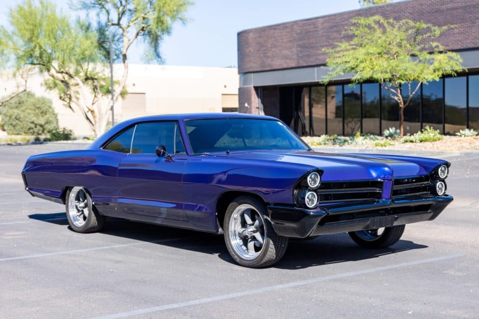 1965 Pontiac Bonneville sold for $20,500