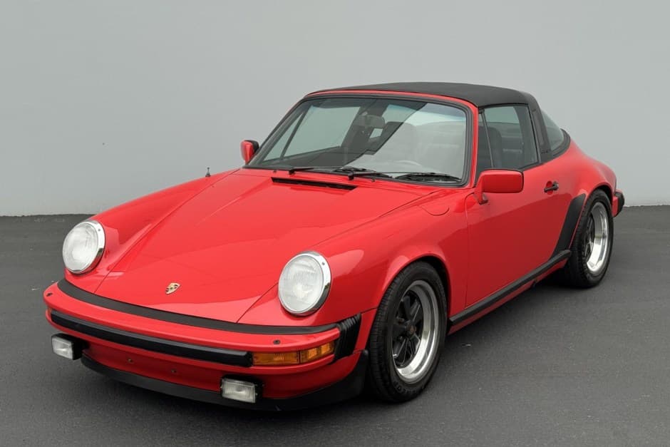 1982 Porsche 911SC sold for $61,500