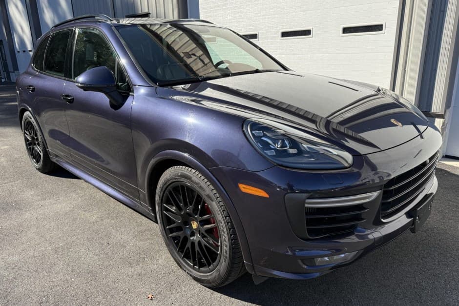 2017 Porsche 958 Cayenne (2011-2018) sold for $34,750