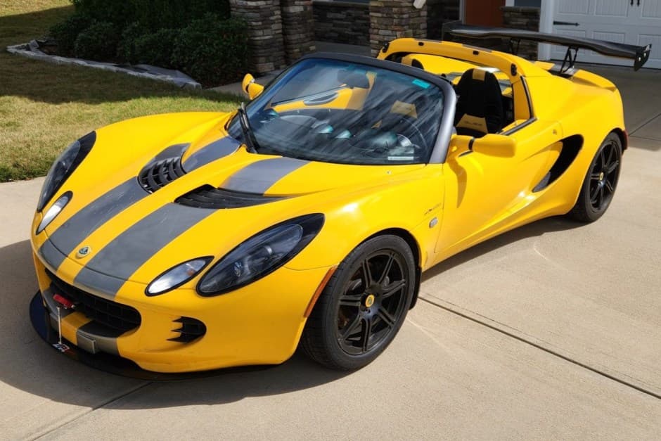2006 Lotus Elise sold for $40,250