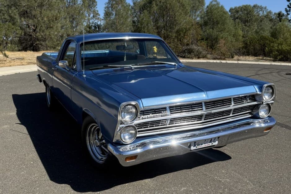 1967 Ford Fairlane sold for $7,200