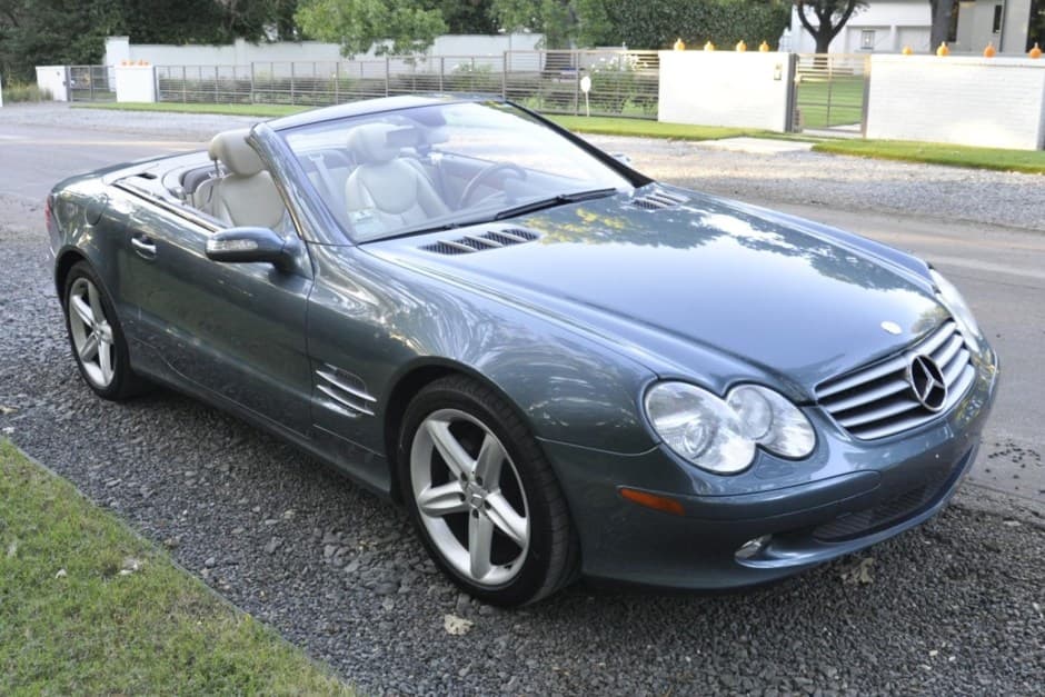 2005 Mercedes-Benz R230 SL sold for $12,850