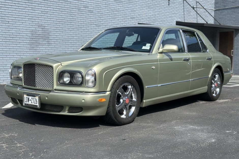 2000 Bentley Arnage sold for $16,245