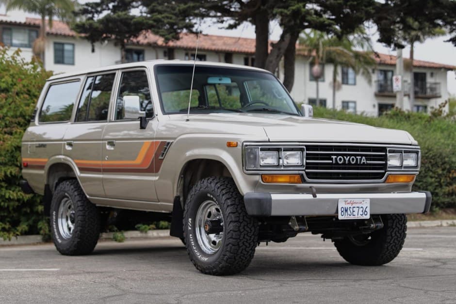 1990 Toyota Land Cruiser 60-Series sold for $40,777