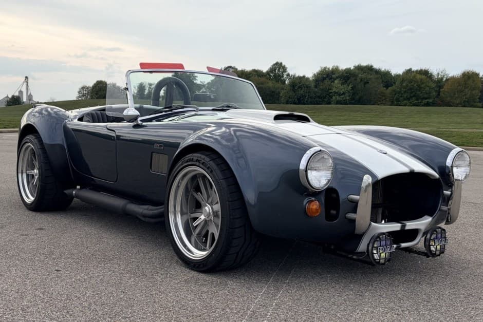 0 Shelby Cobra Replica sold for $33,000