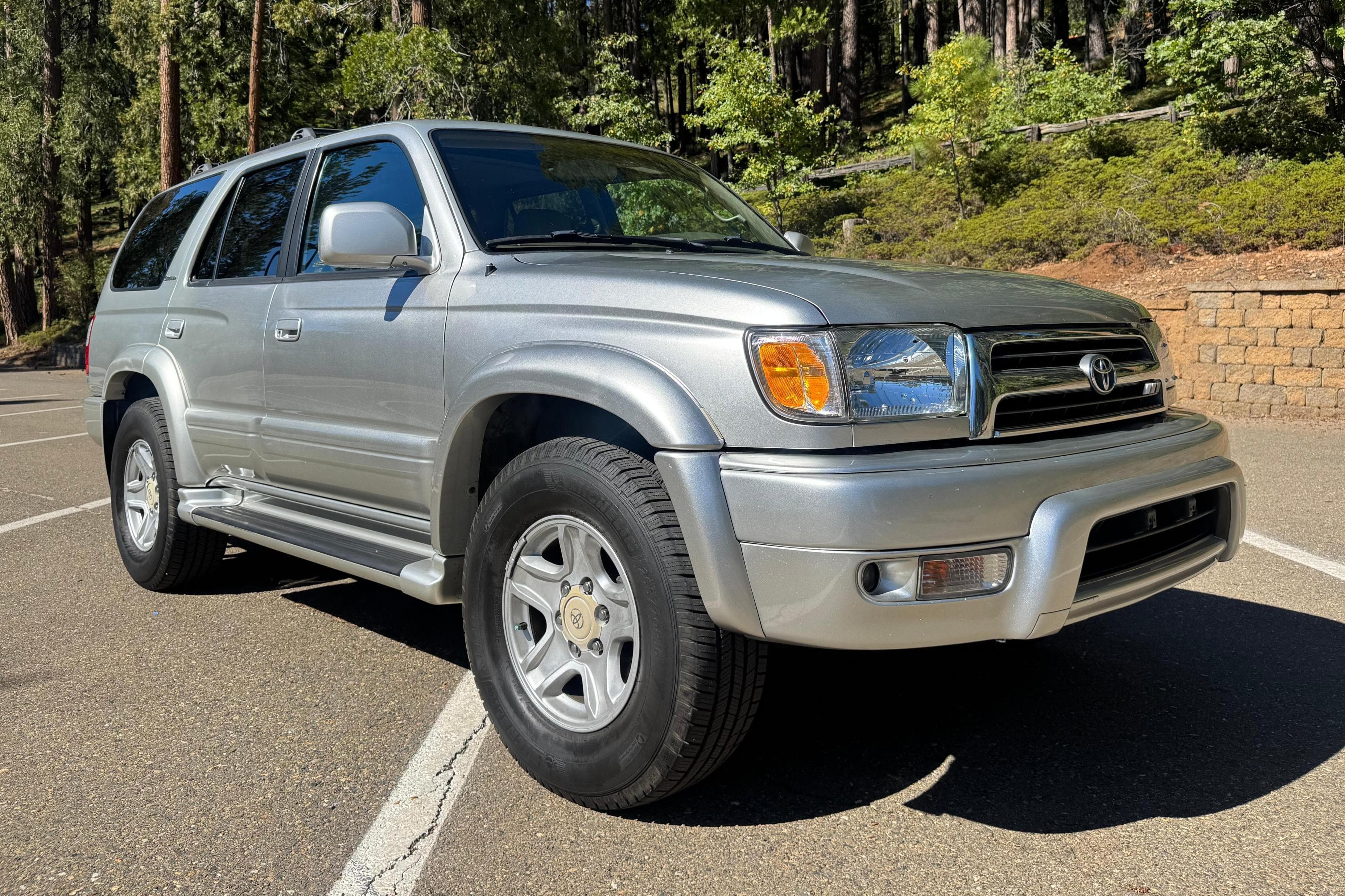 2000 Toyota 4Runner sold for $13,000