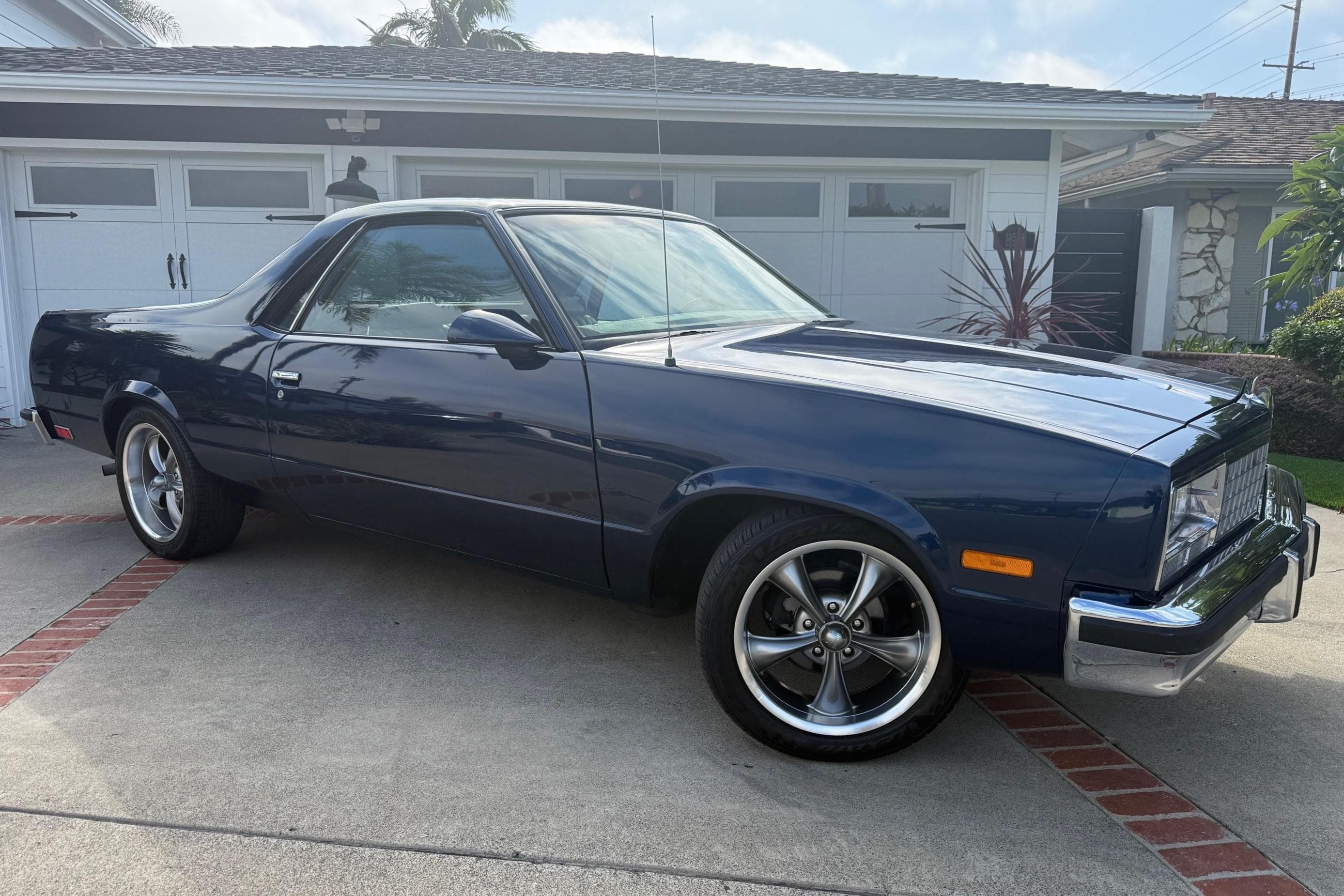 1986 Chevrolet El Camino sold for $13,000