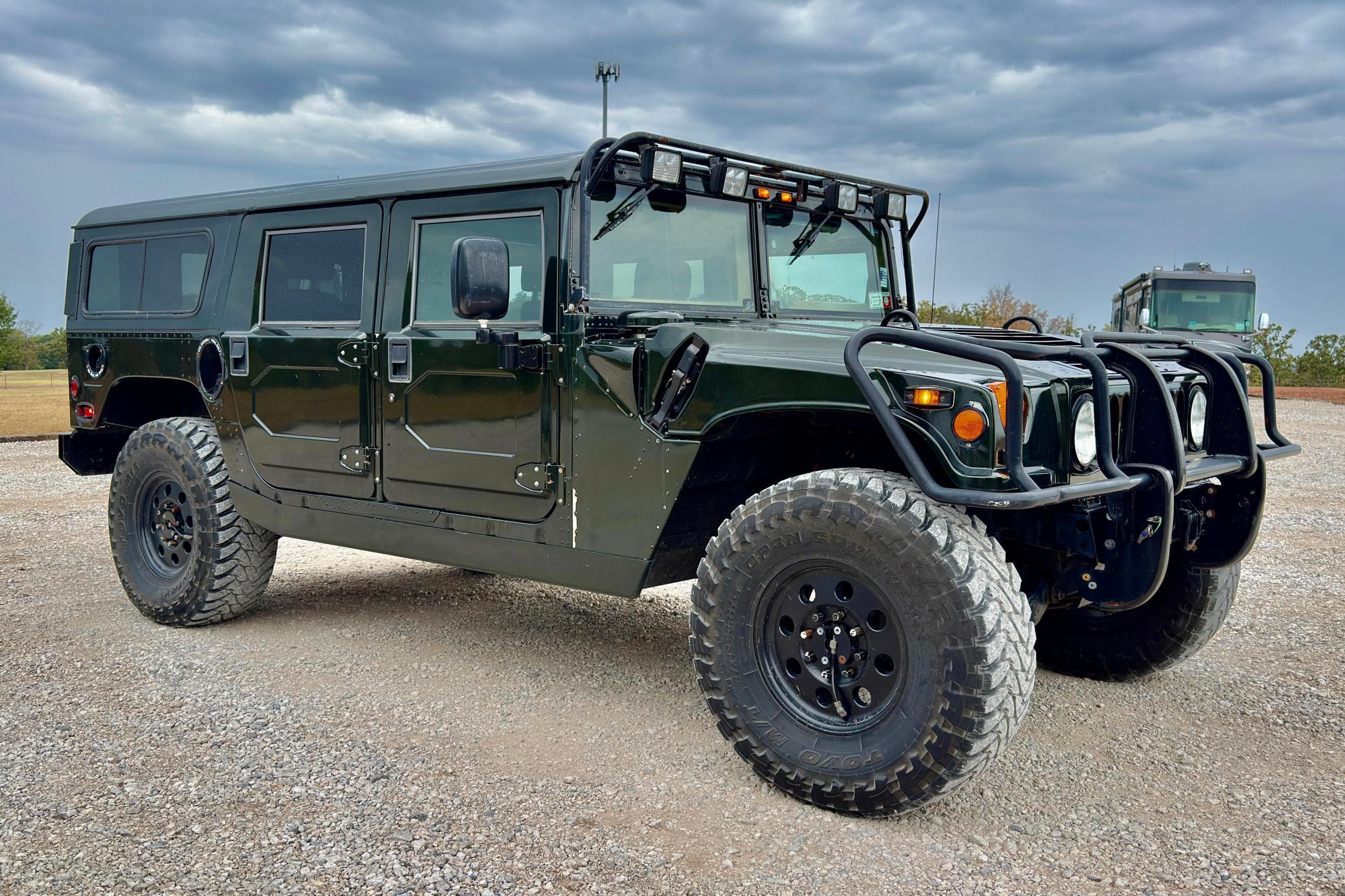 2000 Hummer H1 sold for $40,250