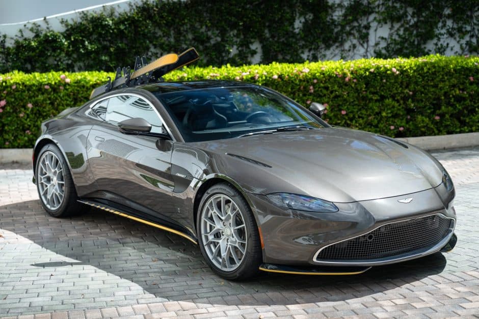 2021 Aston Martin V8 Vantage (2006+) sold for $133,000