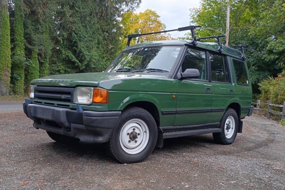 1998 Land Rover Discovery I sold for $10,000