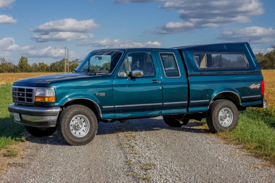 1994 Ford F-Series 1992-1997 sold for $20,500
