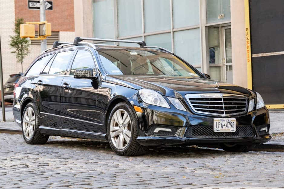 2011 Mercedes-Benz W212 E-Class sold for $16,500