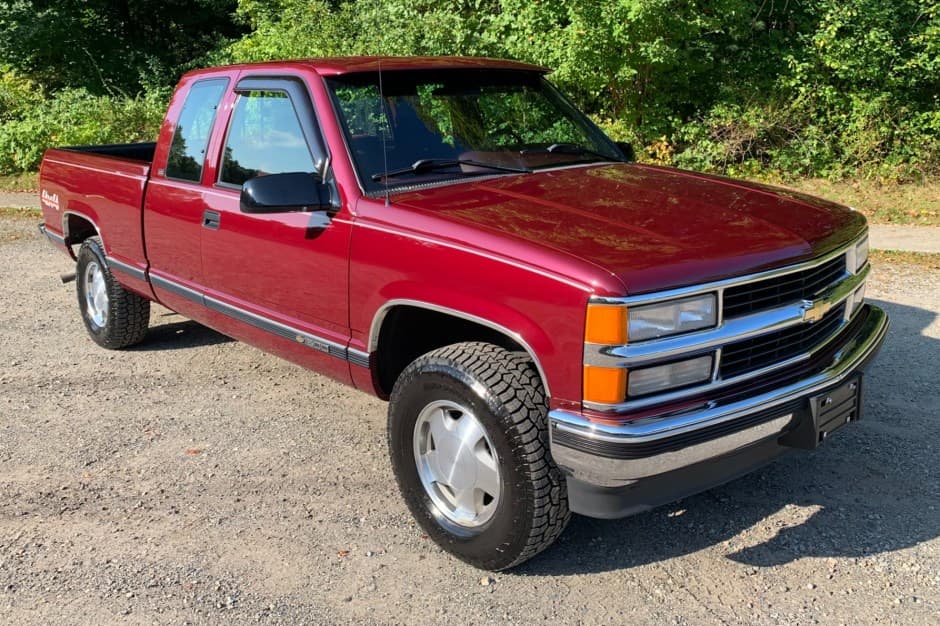 1996 Chevrolet C/K GMT400 (1988-2002) sold for $10,750