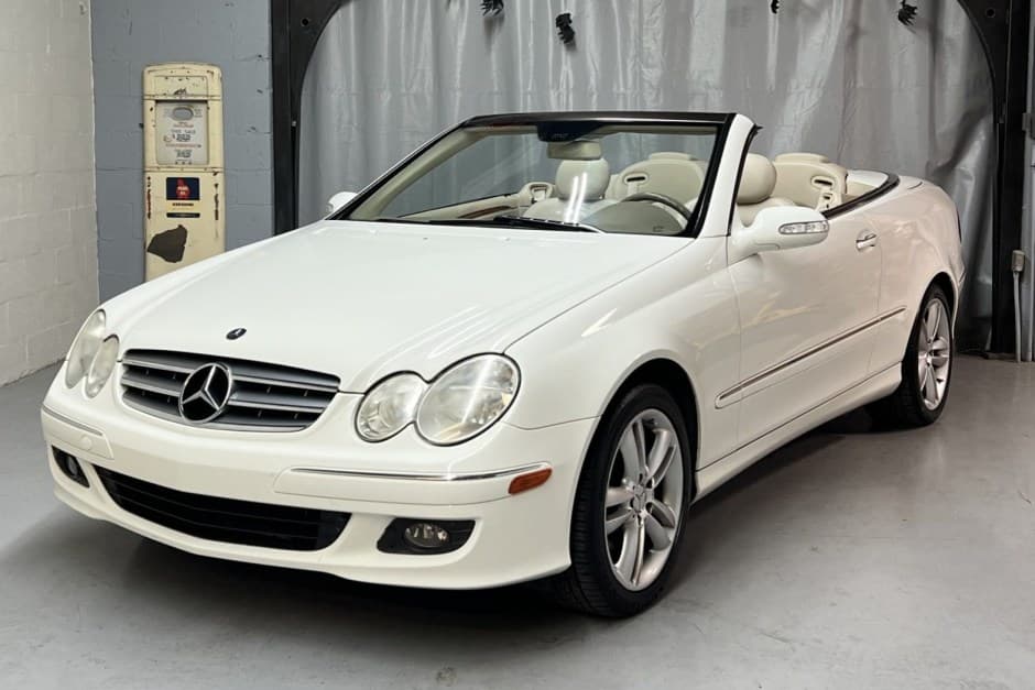 2007 Mercedes-Benz CLK-Class sold for $5,700